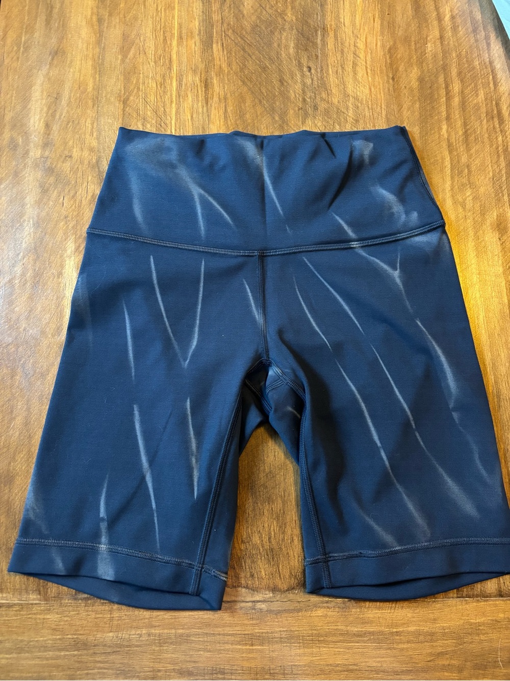 Lululemon Wunder train 8” biker shorts